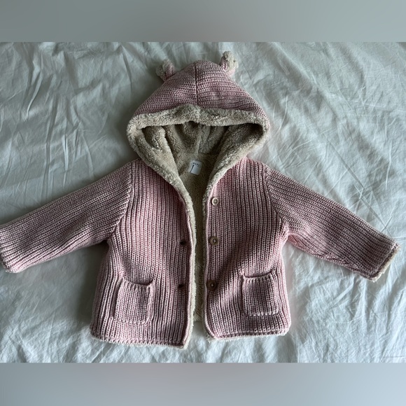 Gap cozy Sherpa lined hooded sweater 6-12 months - Picture 1 of 3